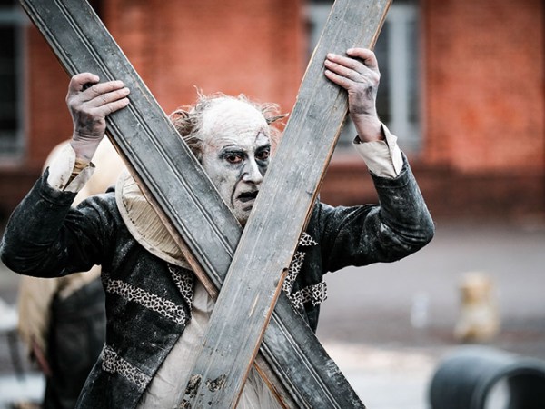 Photos spectacle de rue &laquo;&nbsp;Silence encombrant&nbsp;&raquo;